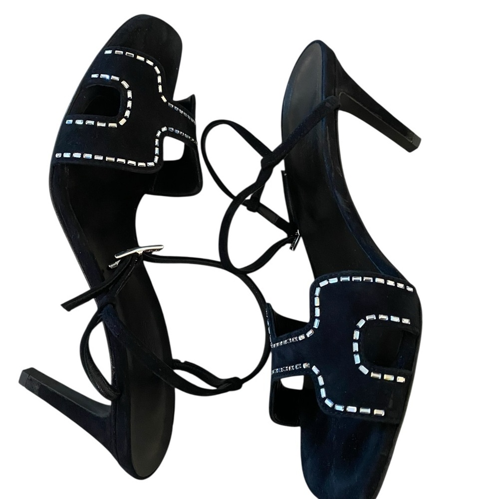 Elegant Black Strappy Heels - Picture 3 of 16
